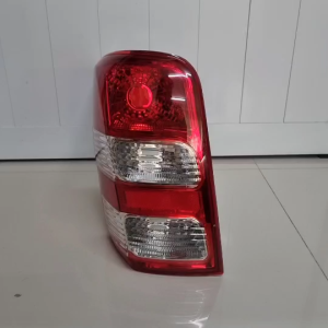 เสื้อไฟท้าย  โคมไฟท้าย ไทรทัน TRITON มิตซูบิชิ MITSUBISHI ปี 2015 - 2018 ตราเพชร Diamond