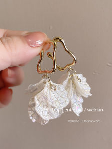 Shell Petal Fairy White Mosquito Coil Tray Earrings Elegant Travel Photography Ear Cuffs Fashionable Jewelry Clip on Earrings