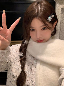 Peach Tea Pearl Hair Clip Womens Side Bangs Clamp Winter Snowflake Design Atmosphere Feeling Hair Accessories Korean Style