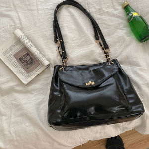 Versatile Large Capacity Bag Womens Summer 2023 New Arrival Tide K-style Tote Bag Niche Style Chain Messenger Bag Commuter Bag