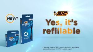 BIC Hybrid Flex 3 Mens Razor Kit: 1 Handle + 4 Triple-Blade Refills