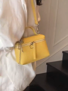 [BISA COD] 3053 Tas Beh Free Paper Bag + Gantungan tas Tas Selempang Wanita Terbaru & Best Seller