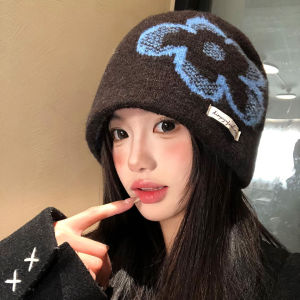 Autumn Winter Thickened Retro Jacquard Ear Flap Knitted Beanie Warm Thermal Soft Slimming Face for Women Korean Style Caps