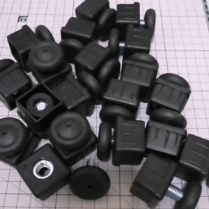 น๊อตรองขาโต๊ะ สำหรับขาโต๊ะขนาด 1 นิ้วและ 1 นิ้ว 2 หุน น๊อตปรับระดับขาโต๊ะ ปุ่มปรับระดับขาโต๊ะ ปุ่มรองขาโต๊ะ น๊อตรองขาเฟอร์นิเจอร์ชั้นวาง พร้อมส่งทันที