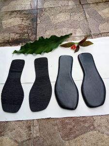 Out sol karet + insol busa sandal teplek wanita