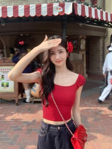 เสื้อยืดคอกว้างแขนสั้นสีแดงฝรั่งเศส MULVAN ทรงเข้ารูปสำหรับผู้หญิงในช่วงฤดูร้อน ทรงเข้ารูป แขนสั้น แขนสั้น เสื้อผ้าทำงาน