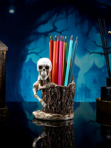 Halloween Skull Decoration Pencil Vase Decoration Resin Creative Retro Desktop Pencil Brush Watercolor Pen Storage Container