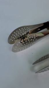 Kẹp nướng thịt Hàn Quốc thép không gỉ cao cấp- Phúc Hưng Phát- Bền chống rỉ thiết kế công thái học.