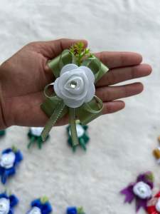 Chest corsage with pin v3
