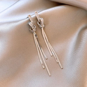 Fashionable Crystal Fringe Earrings Womens New 2025 High-End Elegant Unique Stylish Dangle Earring Jewelry Clip-On Earrings