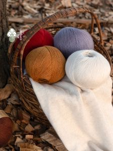 LOVEYARN | White Yak Wool and Silk DIY Knitting Yarn