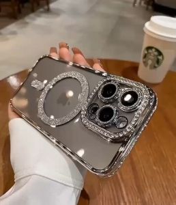 เคสกันกล้อง  เคสแม่เหล็ก ประดับเพชรพร้อมเลนส์กล้อง เคสใส ชาร์จได้ สำหรับ iPhone16Pro 16Plus 16Promax 13 14 15 PRO MAX 13PROMAX