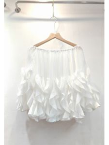 Elegant Handmade Petal Splicing Chiffon Top Womens Fashion Shoulder Bared One-Shoulder Short Style Summer New Arrival