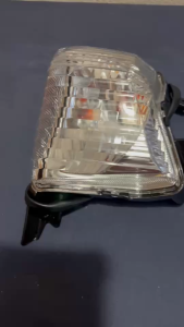 ไฟเลี้ยวหน้า NMAX ไฟเลี้ยว YAMAHA N-MAX เอ็น-เเม็กซ์ รุ่นเก่า / ปี 2015-2019 /พร้อมขั้วเเละหลอดไฟ