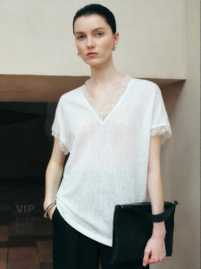 Lace Spliced White V-Neck Loose Fitting Slim T-Shirt