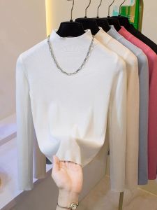 เสื้อสเวตเตอร์ถักสไตล์ฝรั่งเศสสำหรับผู้หญิง แขนยาว คอปกสูงครึ่งตัว สีขาวบริสุทธิ์ อบอุ่น เสื้อชั้นในฤดูใบไม้ร่วงและฤดูหนาว