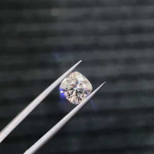 Wholesale 7X7mm Cushion Cushion Moissanite Loose Affordable Luxury Gemstone For Engagement DIY Jewelry With GRA Certificate