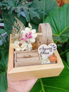 Tempat cincin gelang rustic tutup mika (CGR)
