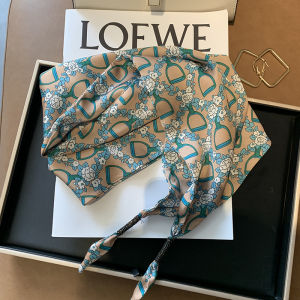 2025 New Triangle Scarf Womens Mint Green Silk Scarf Air Conditioned Room Shoulder Wrap Autumn Winter Neck Protection Thin Scarf