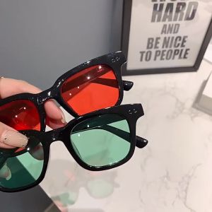 GMLV แว่นตาวัยรุ่น หลากสี ทรงเหลี่ยม กันแดดแฟชั่นเกาหลี แว่นกันแดดหลากสีรูปตัววี สำหรับผู้ชายและผู้หญิง