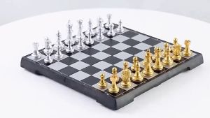 Magnetic Chess Set Portable Chess Board Quality Board Game Chess Pieces Entertainment Games Adults Kids Funny Puzzle Board Entertainment Games Toy chess Trip Travel brain trainning interesting toys