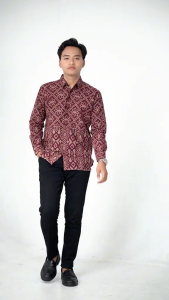 MENSTYLE BATIK - Kemeja batik pria Gahtan Burgundy slimfit lapis furing bahan katun lengan panjang