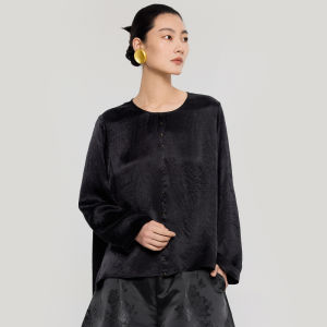 เสื้อยืดผ้าซาตินทรงเข้ารูปสำหรับผู้หญิง ทรงเข้ารูป แขนยาว คอกลม ทรงเข้ารูป สำหรับใส่ทำงาน ฤดูใบไม้ผลิ ฤดูร้อน ฤดูใบไม้ร่วง