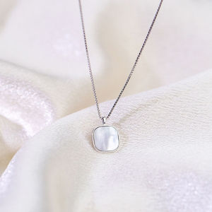 ANENJERY Silver Color Square Fritillary Pendant Necklace For Women Simple Temperament Ins Chain Niche Jewelry