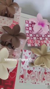 Valentines Day Flower Clip Holder - Perfect Gift