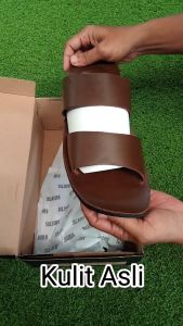 Sandal Casual Kulit Pria BARBATOS Quatro