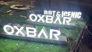 Custom Freestanding LED Resin Light Up Letters with Stainless Steel Base Reception Floor Standing Sign for Milk Tea Shop & Beauty Salon Metal Logo Name Plate Door Sign