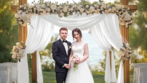 75cm X 6M White Wedding Tulle Arch Draping Fabric Backdrop 28.7" X 20FT Sheer Drapes Fabric for Wedding Ceremony Birthday Party