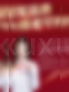 Áo Thun Trẻ Em Thêu Hoa Văn Thông Gió