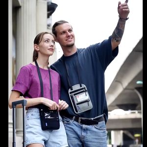 [READY STOCK]Neck Wallet RFID Blocking Passport Holder Wallet Waterproof Multifunctional Security Travel Neck Pouch