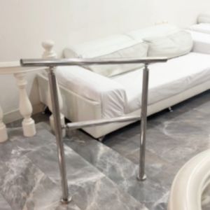 ราวบันได สีเงิน-สีดำ-สีทอง สแตนเลส 304 ยาว 92-137 ซม. ราวกั้น Winmax ราวกั้นบันไดทางลาด ราวบันไดท่อกลม ราวบันไดกลางแจ้ง by Baskoro