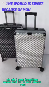 Vali du lịchVali họa tiết đặc biệtVali doanh nhân Vali sinh viênVali phang cách mớiVali kẻ sọc size20 / 24 C5508