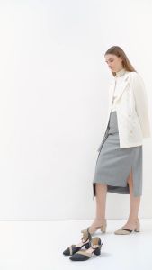 assda fashion / sandal wanita kekinian / sandal perempuan korean style / sandal perempuan kondangan / sandal perempuan dewasa / sandal cewek sehari hari / sandal cewek casual / sandal jepit wanita / sandal perempuan heels / sendal wanita mules / sandal