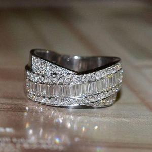 Huitan Brilliant Fancy Cross Finger Rings for Women with Special Design Square Crystal Zircon Bridal Wedding Fashion Jewelry