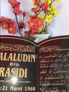 BATU NISAN UKURAN 35*25 CM MODEL TUMPUKAN BUKU UKIRAN GRAFIR UKURAN CM GARANSI FREE PACKING