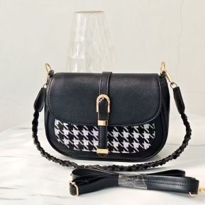 TAS WANITA SELEMPANG MIZUKI TERBARU