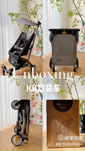 Xe đẩy du lịch gấp gọn cho bé Kinderkraft đi máy bay siêu nhẹ chỉ với 6KG tải trọng 50kg dễ dàng gấp gọn bằng 1 tay
