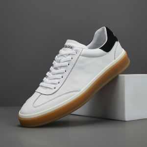 Comfortable Mens Retro Leather Sneakers Sporty Flat Bottom Casual Board Shoes Durable Rubber Outsole round Toe Rubber Sole