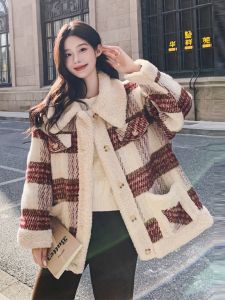 Retro Red Plaid Spliced Lamb Fur Jacket Womens Thickened Korean Style Youthful Winter Coat Short Outerwear for Students
