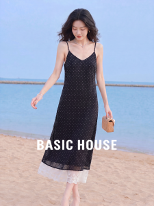 Basic House | French Black Lace Splice V-neck Dress
