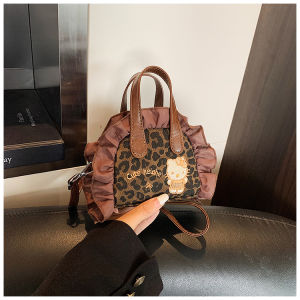 Fashionable Leopard Print Half Circle Shoulder Bag for Girls Travel Outfit Accessories Small Crossbody Bag Childrens Purse