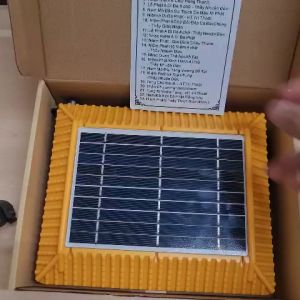 Máy niệm phật năng lượng mặt trời hình mái chùa