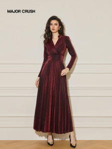 Elegant Luxury Evening Red V-Neck Waist Slimming Dress