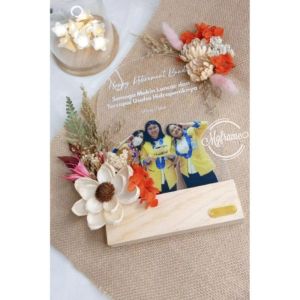 LED FRAME FLOWER AKRILIK PAJANGAN PLAKAT WISUDA OPENING BIRTHDAY CUSTOM