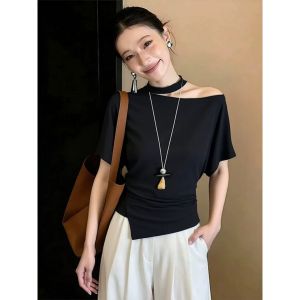 Loowmane | Fashionable Design Off-shoulder Black Blouse