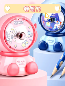 🔥พร้อมส่ง🔥เครื่องเหลาดินสอ รุ่นใช้มือหมุน ไม่ต้องจับดินสอเวลาเหลาลายมนุษย์อวกาศ